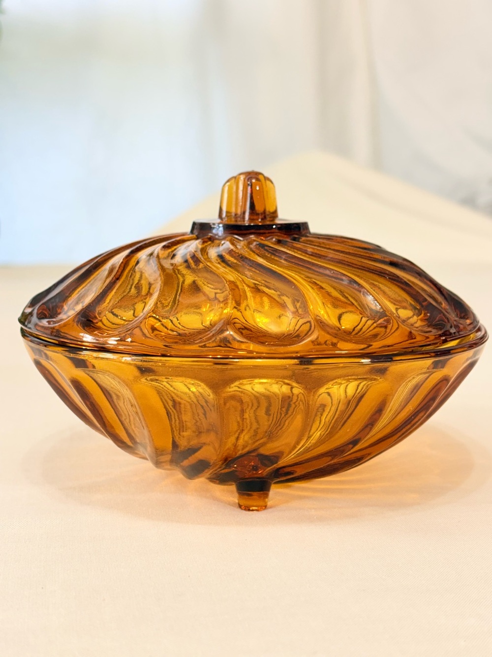 Vintage Nadir Figueiredo Amber Glass Lidded Candy Dish - Picture 6 of 13
